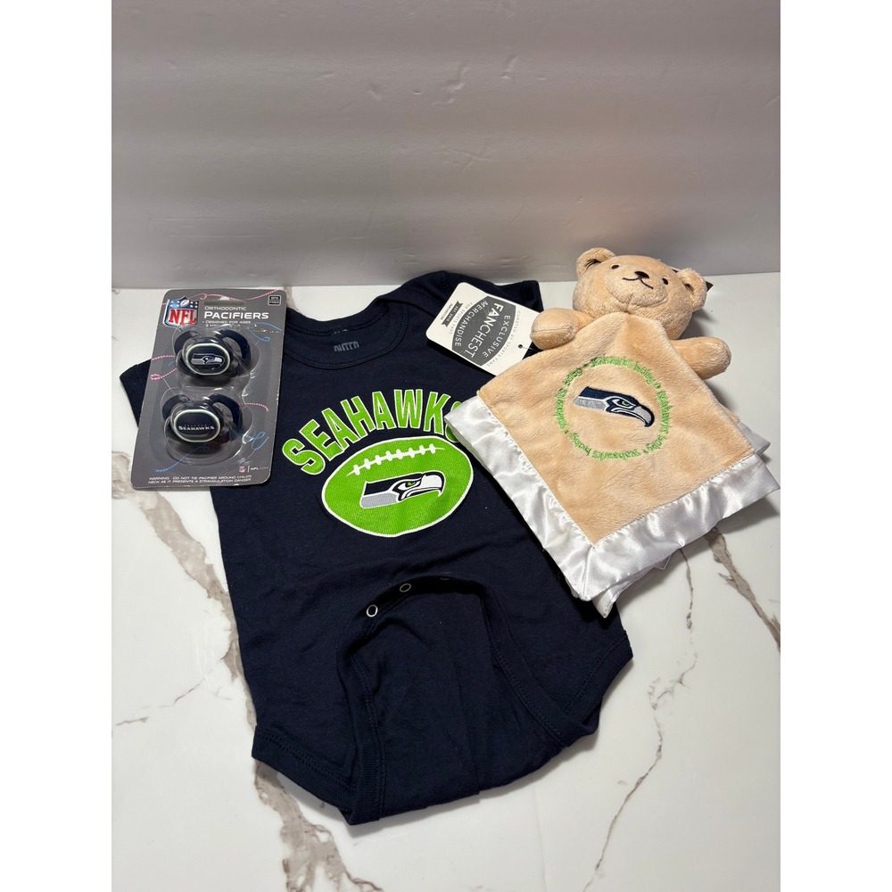 Seattle Seahawks Baby Gift Set Bodysuit‎ Security blanket Pacifiers 3-6M NFL NWT